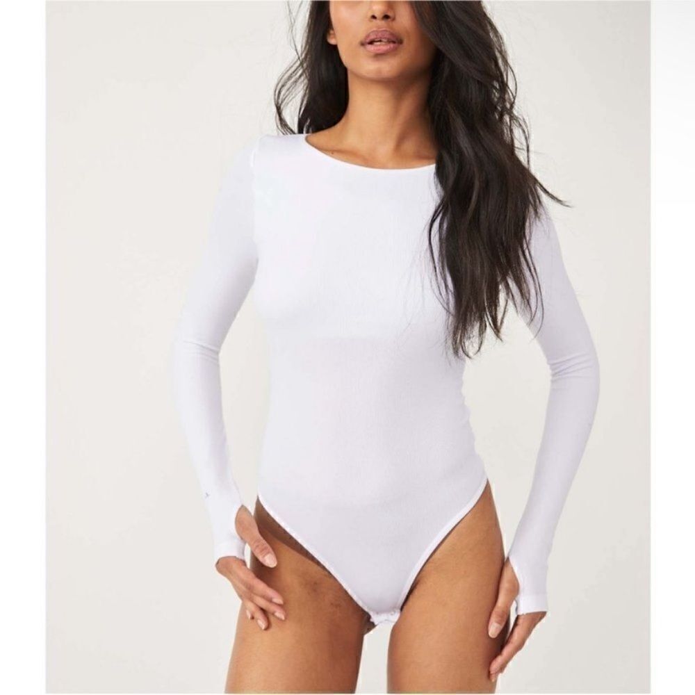 Free People NWT Take A Shelfie Bodysuit in White Size
M/L